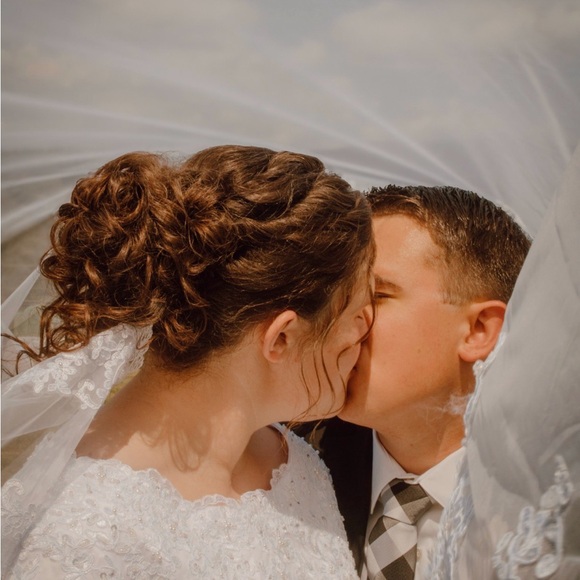 Meet your Posher, Kailey - Picture 9 of 10